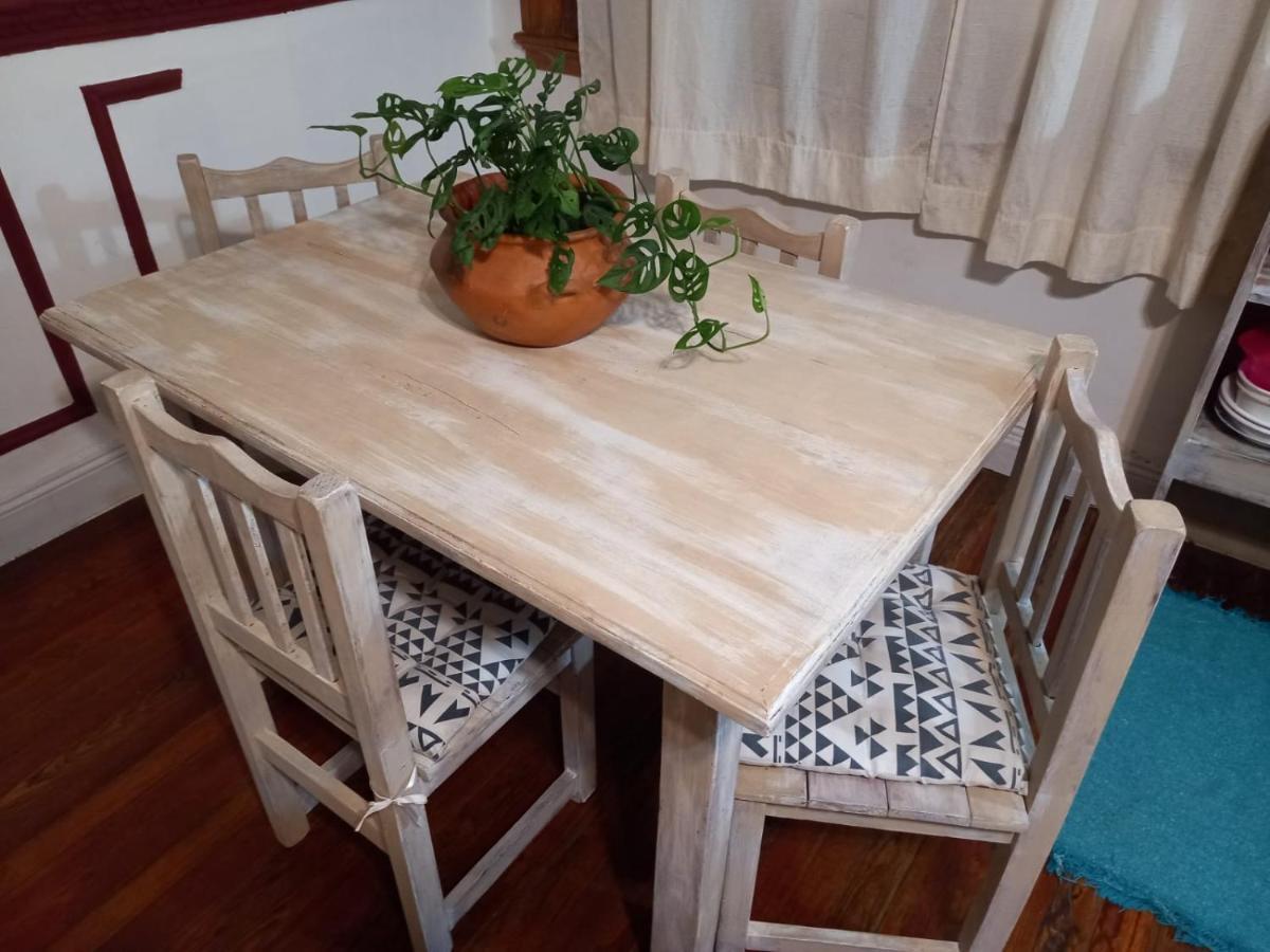 Hostal Dante Y Compañía